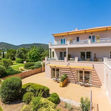 180 South Seaside Hotel