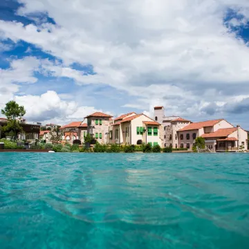 Toscana Valley Town Square Suites