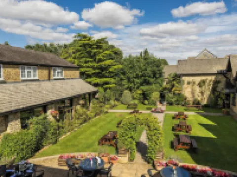 The Holt Hotel Hotels in Bicester
