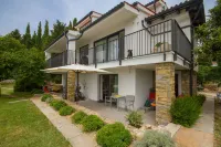 N&N Apartments and Rooms by Locap Group - Pensions