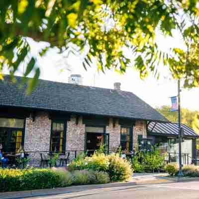 The Estate Yountville Hotel Exterior