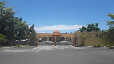 Retaj Moroni Hoteles en 