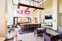 Hampton Inn & Suites Fayetteville - Desayuno