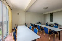 Hotel Royal Nest Entebbe