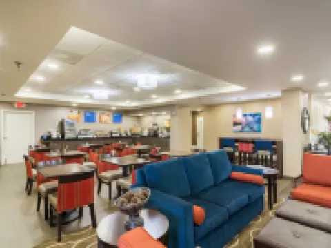 Comfort Inn Pensacola - University Area Hotels in Ferry Pass