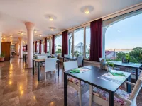 Hotel Vicko Hotels in Starigrad