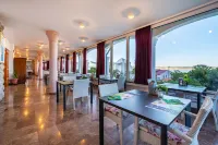 Hotel Vicko Hotels in Starigrad