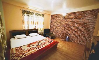 Sara's Backpackers Hotel