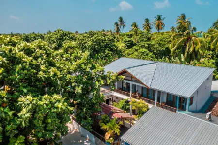 By the Shade Отели в г. Mahibadhoo