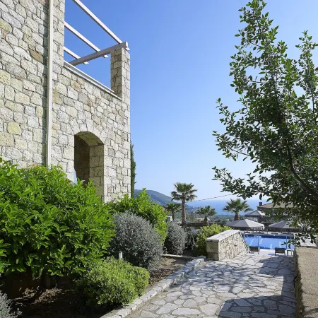 Anaxo Resort