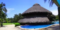 Hotel Soleil Pacifico - С бассейном