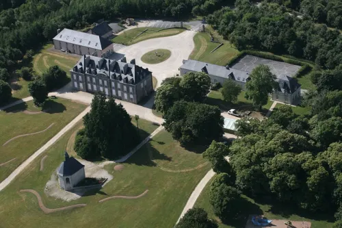 Domaine de Manehouarn Hotels in Plouay