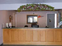 Economy Inn & Suites