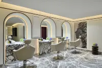 Taj Mahal, New Delhi - spa