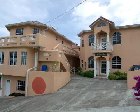 ラ ヘリコニア トゥルー・ブルーのホテル