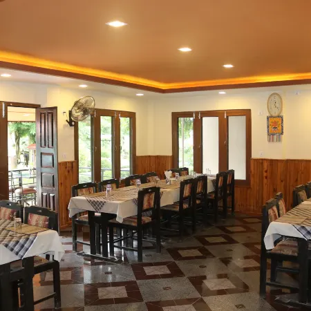 Chitwan Village Resort