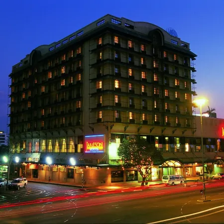 Cresta Jameson Hotel Отели в г. Хараре