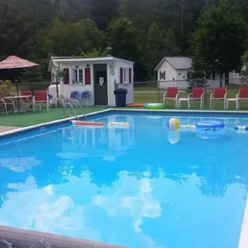Carrollmotel and Cottages