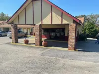 Village Inn of Hardy Hotels in Hardy