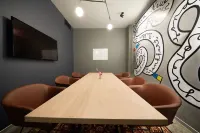 モクシー ブカレスト オールド タウン