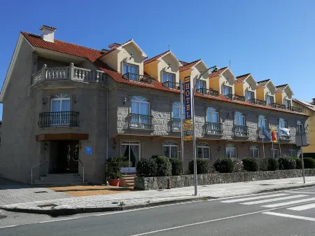 Hotel Playa Compostela Отели в г. Вильянуэва-де-Ароса