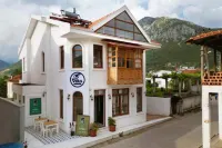The Vera Residence - 2-Star