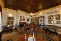 Cotommatae Hydra 1810 Hotels in Hydra