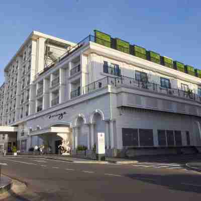 Yogh Hospitality Hotel Exterior
