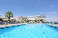 Hilltop - Pool