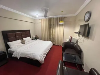 Bottleneck Hotel & Resturant