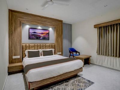 Hotel SR Inn
