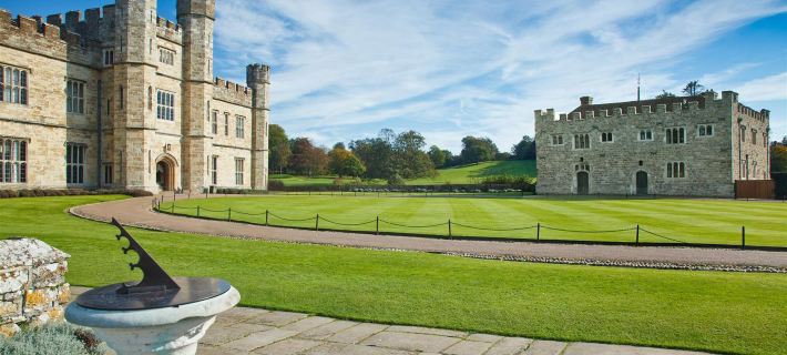 Leeds Castle Stable Courtyard Bed and Breakfast Hotels in Maidstone