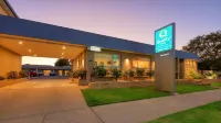 Quality Inn Swan Hill - parking
