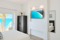 The Suite Life Hotels in Moss Town