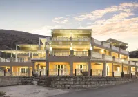 Mont d'Or Hotel Clarens - parking