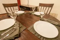 North Lake Lodges & Villas - Homestay