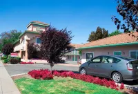 Discovery Inn Hotels in Hayward