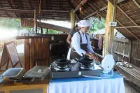 Kradan Beach Resort - breakfast