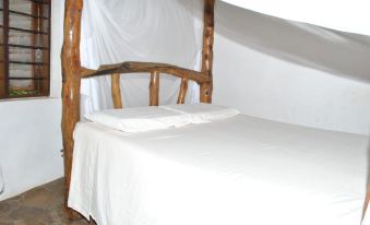 Sonnie House Diani