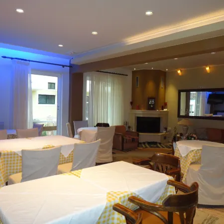 40 Platania Hotel