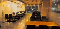 Park Suites - breakfast