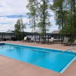 Lake Bomoseen Lodge - Pool
