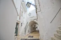 Casetta Arco Con Balcone Hotels in Cisternino