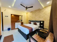 Shri Katyayani Palace Hotels in Gokarn
