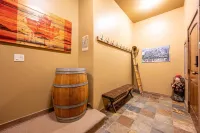 Trapper's Lodge - 4 Bd WGreat View, Private Hot Tub