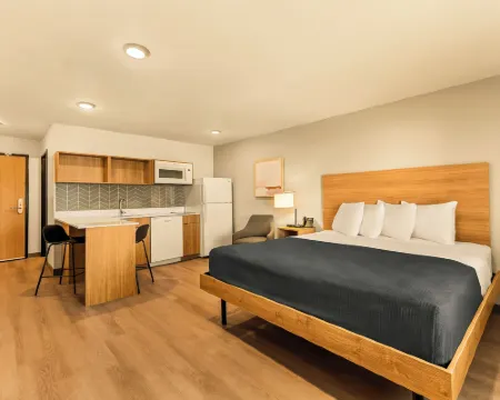LivAway Suites Phoenix-Tolleson Hotels in Tolleson