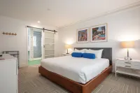 Little Mod Hotel at the University