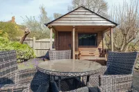 Sweetheart Cottage - Cosy 2 Bed in the Cotswolds! Hotels in Sutton-under-Brailes