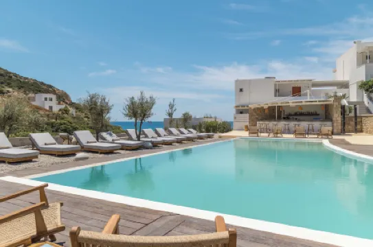 Golden Milos Beach House by Domotel