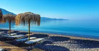 Vicky's Cozy Nest, Your Home by the Sea